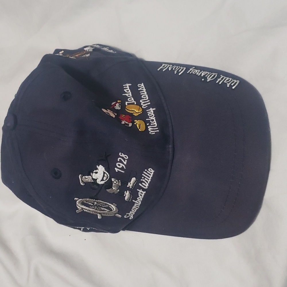 Walt Disney World Mickey Mouse Hat